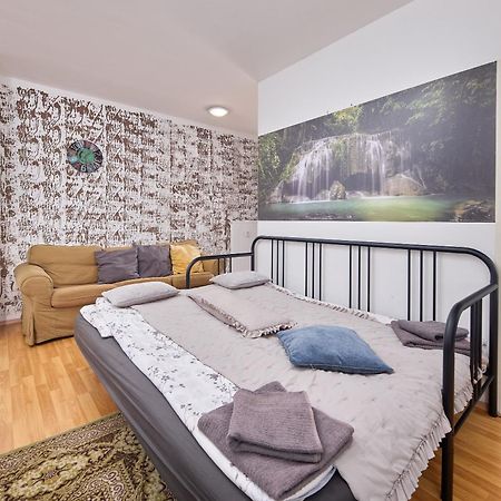 Cutie Apartment Bratislava Buitenkant foto